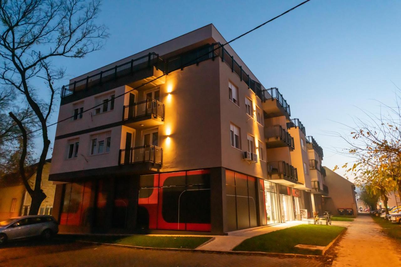 Family Resort Subotica Apartments Eksteriør bilde
